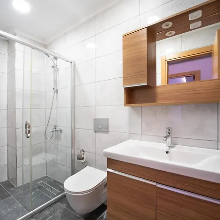 Park Caglayan Szálloda 3*