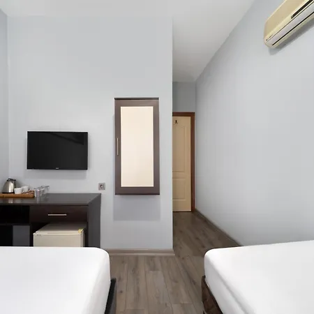 Park Caglayan Szálloda 3*